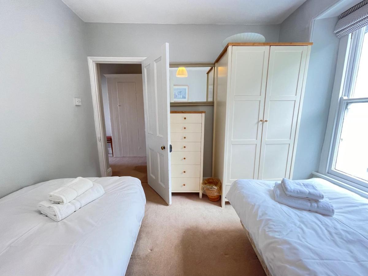 37 Trenwith Place, Charming Family Home & Garden! St Ives Extérieur photo