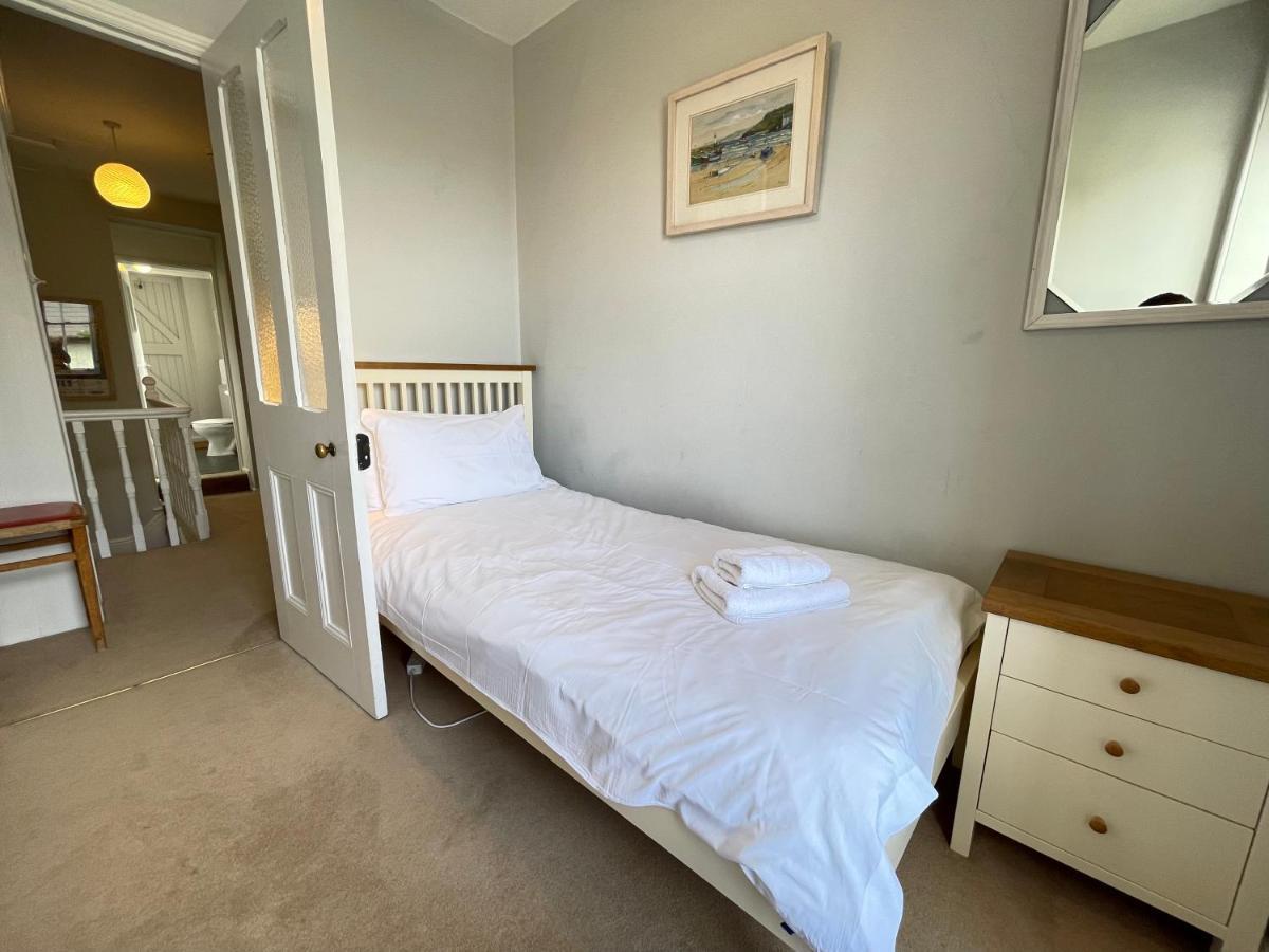 37 Trenwith Place, Charming Family Home & Garden! St Ives Extérieur photo